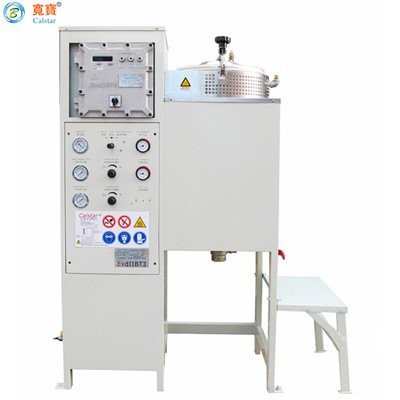 Liuottimen talteenotto